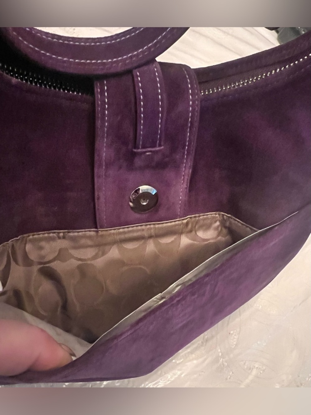 VINTAGE COACH HAMPTONS PLUM SUEDE LARGE HOBO BAG CARE KIT DUST BAG NEW IN BOX - Picture 13 of 16